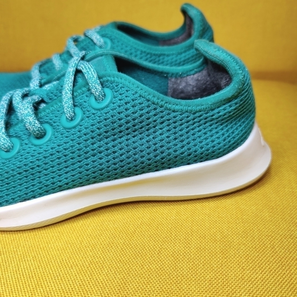 Allbirds Tree Runners Green Lightweight Sneakers Women’s Shoes Size 6 — image 6 of 8